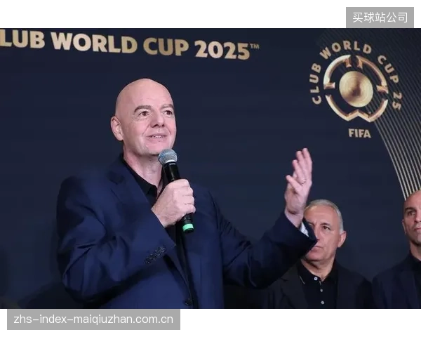 FIFA引入强制补水暂停新规，应对北美夏季潜在的高温天气挑战。